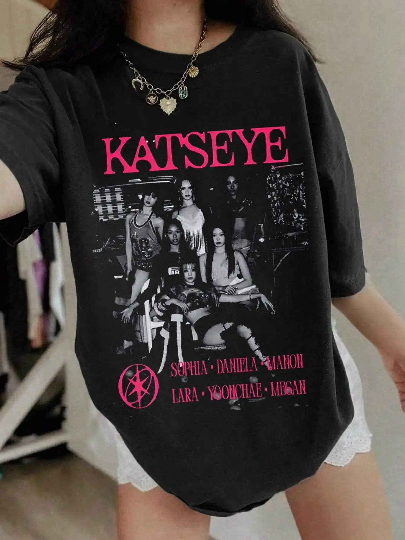 Y2K KATSEYE Tops Women Short Sleeve Vintage Singer Streetwear Fashion Katseye Girls Group Portrait Beautiful Chaos Tshirts