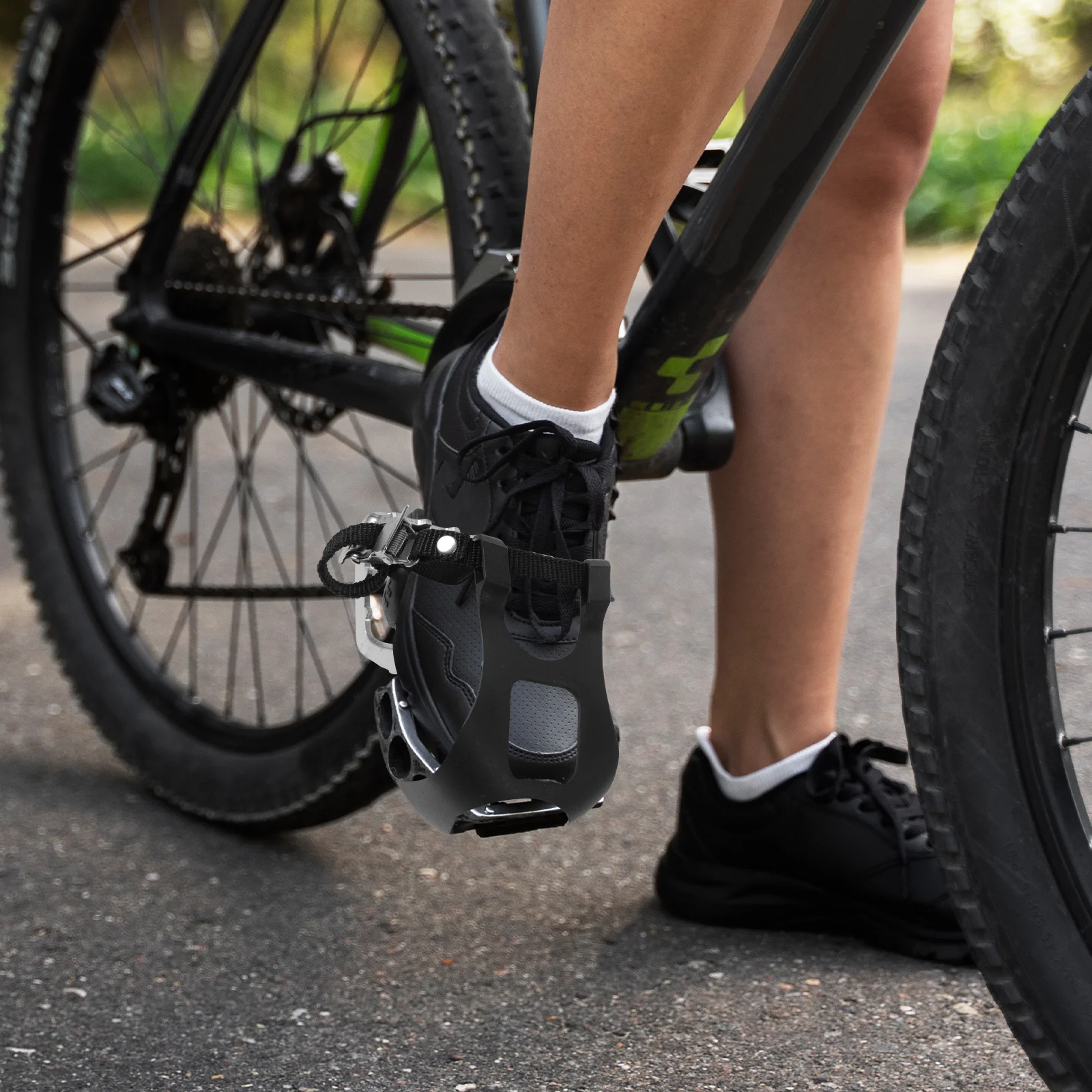 

1Pair Anti-Slip Bike Pedals Wide Stable Replacement Bicycle Pedals for Mountain Road Cycling Outdoor Riding