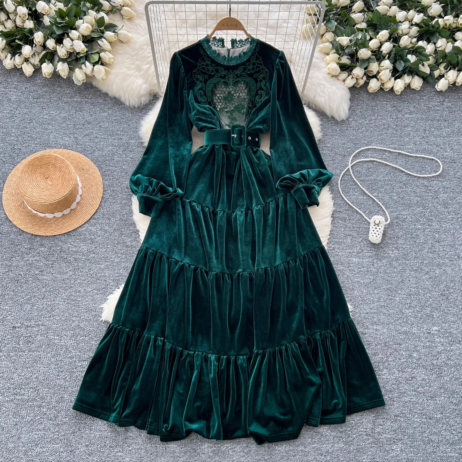 Vintage Hook Flower Hollow Out Embroidered Lace Patchwork Velvet Party Dress French Evening Women High Street Autumn Clothing