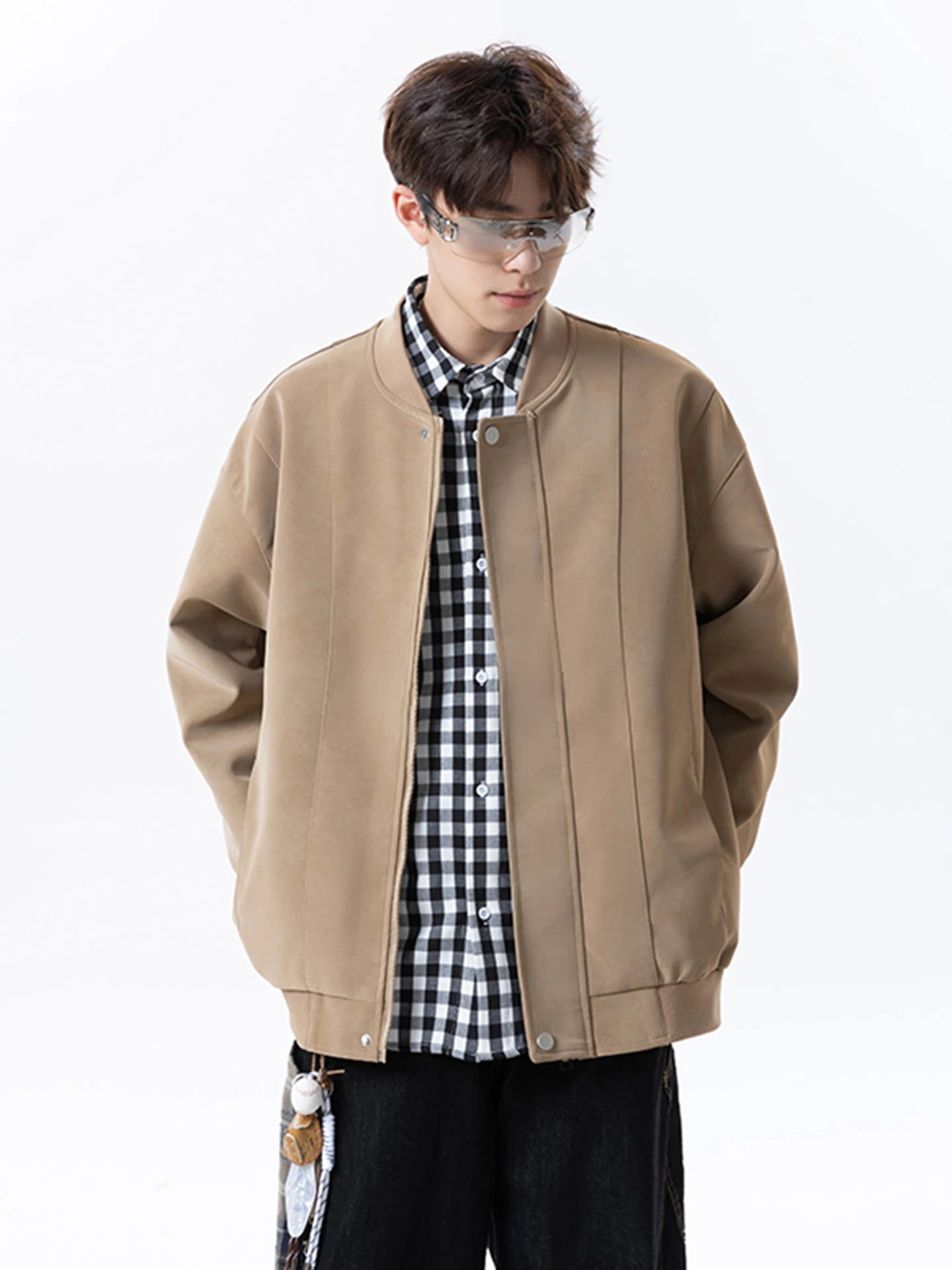 

Мужская куртка в американском ретро-стиле: осенняя, модная, свободного кроя, повседневная, в стиле бейсбольной формы, верхняя одежда из полиэстера, нейлона и композитного волокна.