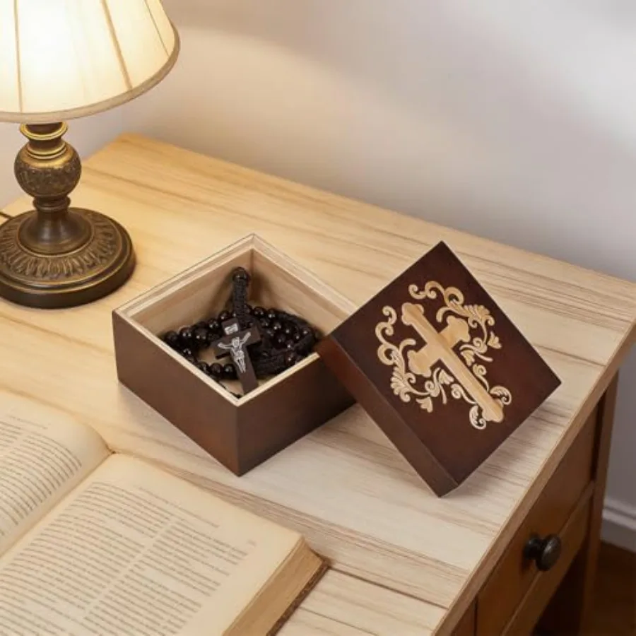 Wooden Keepsake Box Hand Carved Box Square Emgraved Pine Wood Storage Boxes Decoration Home Gift Boxes with Lid for Bead Neckla