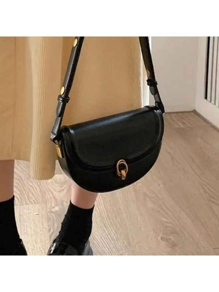 Saddle Small Crossbody Bags For Women 2023 Trend Luxury Designer Underarm Shoulder Bag PU Leather Flap Ladies Handbags