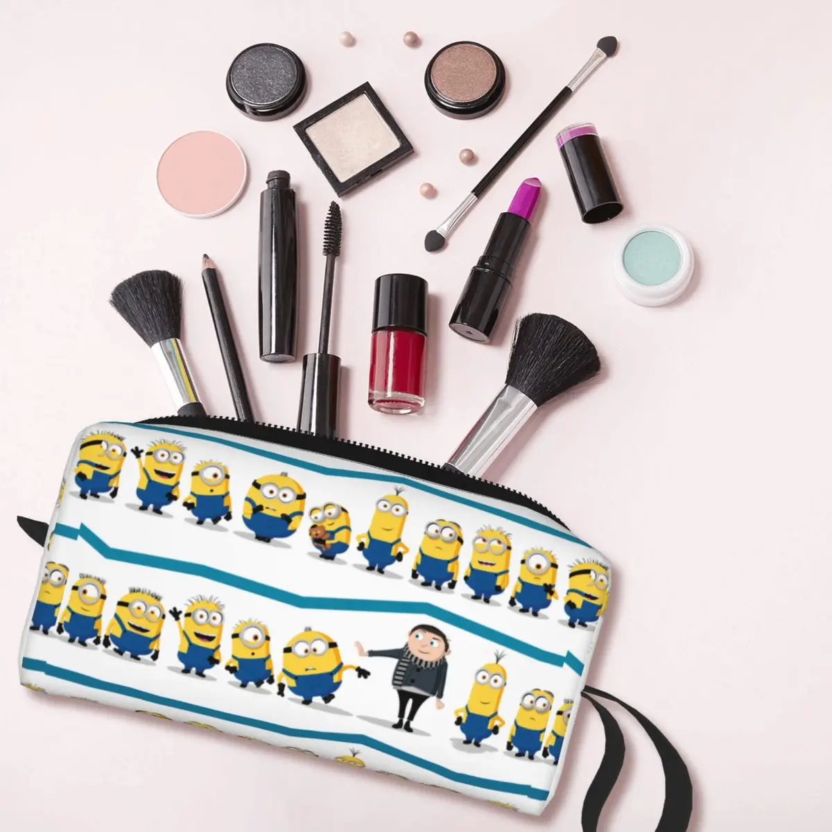 Minions Gru & Minions Line-Up Cosmetic Bag Women Makeup Bags Travel Waterproof Toiletry Bag Organizer Merch