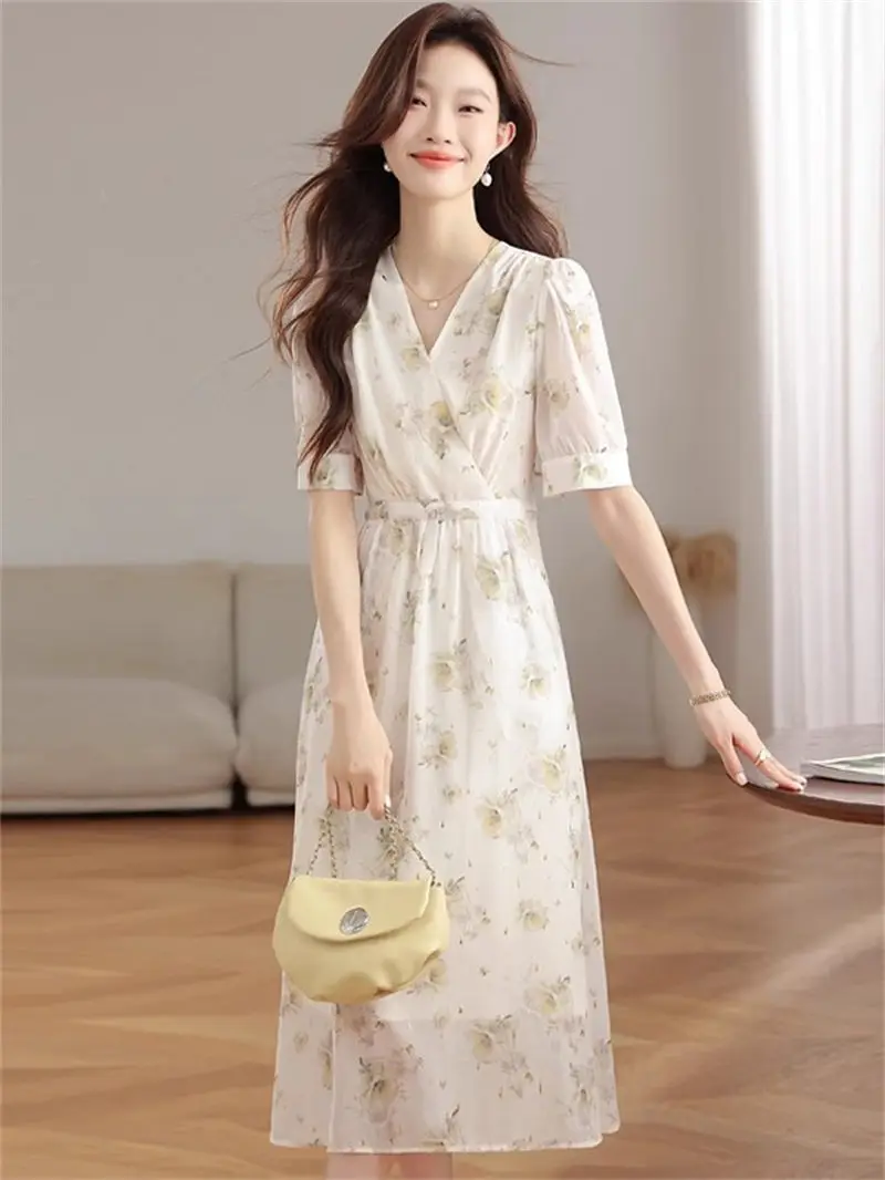 فستان نسائي صيفي فرنسي لفترة الشاي لعام 2025 - فستان شيفون مزين بالورود |   فستان طويل لحفلات الشاطئ وحفلات الزفاف في الحديقة |   وصول جديد G43