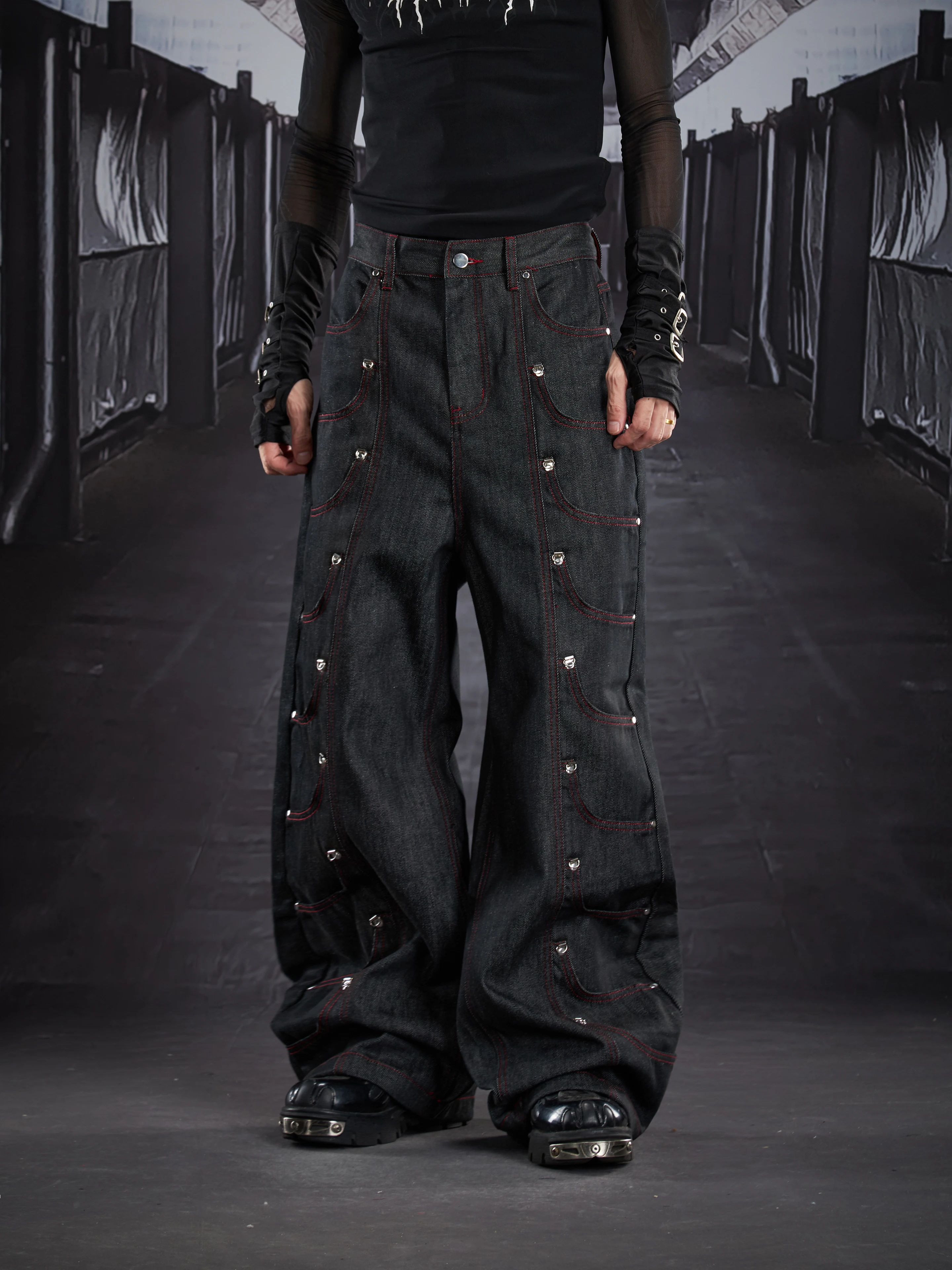 

Специальный дизайн, тяжелая промышленность, шить, деконструирующие джинсы с открытой линией и заклепками, свободные прямые брюки для мужчин и женщин