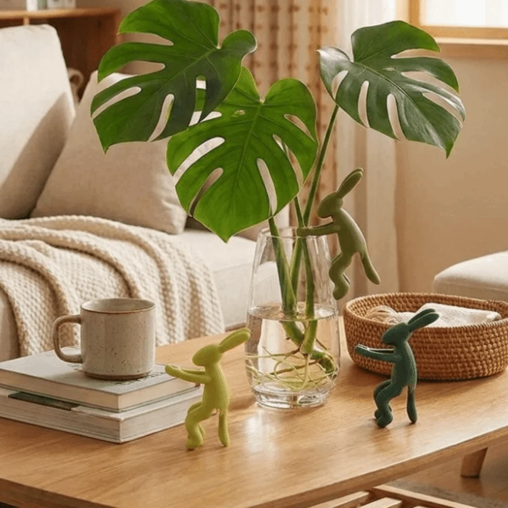 3PCS Plastic Rabbit Shaped Plant Propagation Buddy Colorful Decorative Rabbit Shaped Plant Stem Support Rabbit Plant Stakes