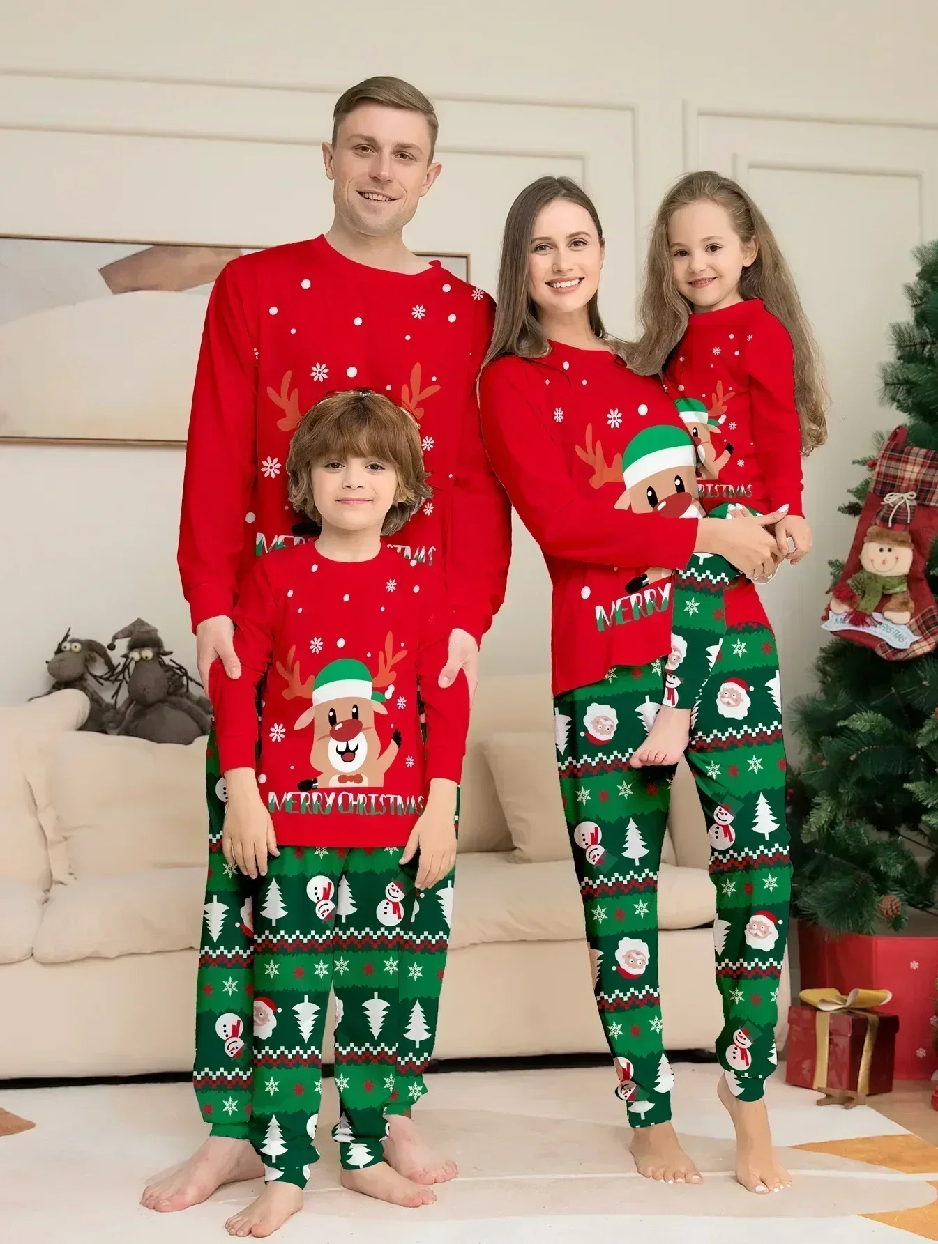 Merry Christmas 2024 Elk Print Family Matching Pajamas Set Adults Kids New Year's Clothes Cute 2 Pieces Suit Sleepwear Xmas Look