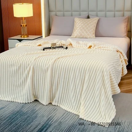 New Arrival Hot Popular Home Full Size Solid Color Flannel  Blanket for All Season