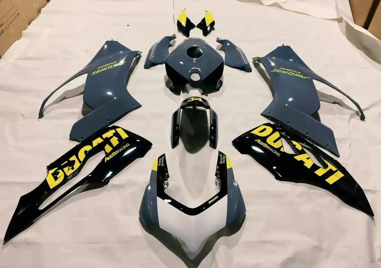 

Fairing Kit fit for ducati Panigale v2 v2s 2020 2021 2022 20 21 22 ABS Motorcycle Injection mold full fairings kits Body zxmt