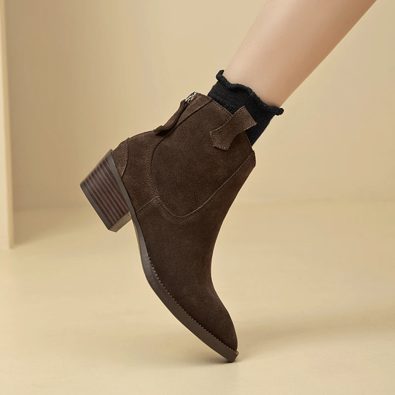 AIYUQI Damen-Stiefeletten 2026, neue Western-Cowboy-Stiefel mit spitzer Zehenpartie und Reißverschluss für Damen, Arbeitsstiefel mit Blockabsatz für Damen – Detail 2
