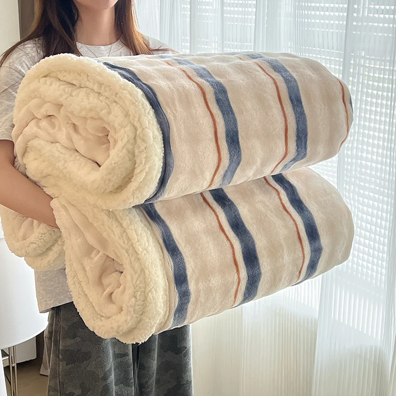 

Imitation rabbit fur blanket double-sided thickened four-season blanket, super soft, lightweight and breathable living room
