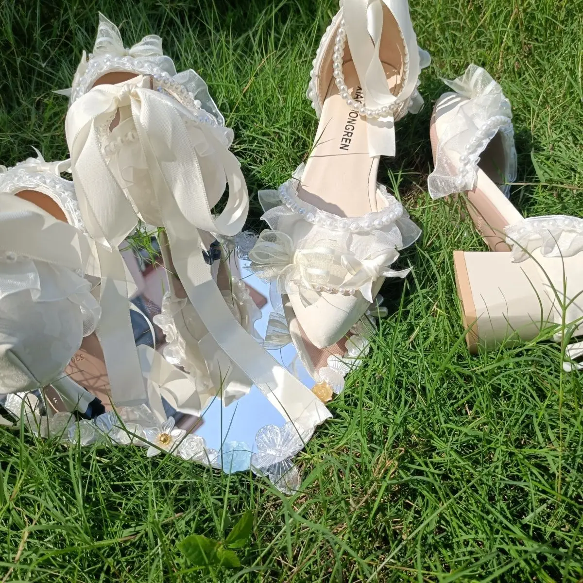 

Туфли на высоком каблуке для свадьбы, с бантом на толстом каблуке, лоферы в стиле Лолита, сандалии для взрослых с юбкой, супер-сказочный бежевый цвет, нежный французский стиль