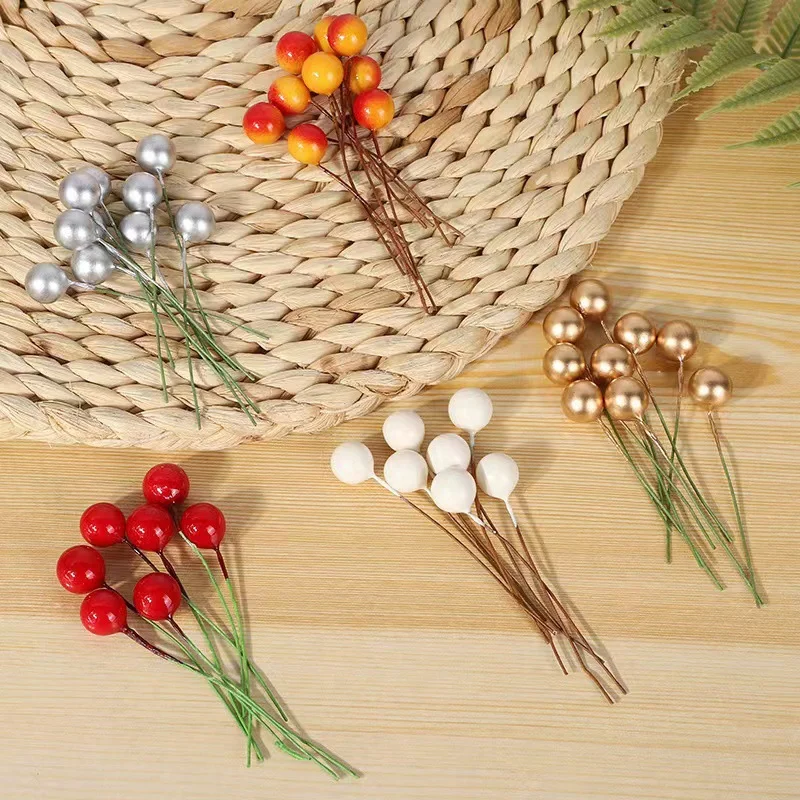 جديد 10-100 قطعة التوت الاصطناعي الأحمر وهمية التوت الكرز السداة الخرز البسيطة الأزهار إكليل حلية عيد الميلاد السنة الجديدة هدايا الحفلات