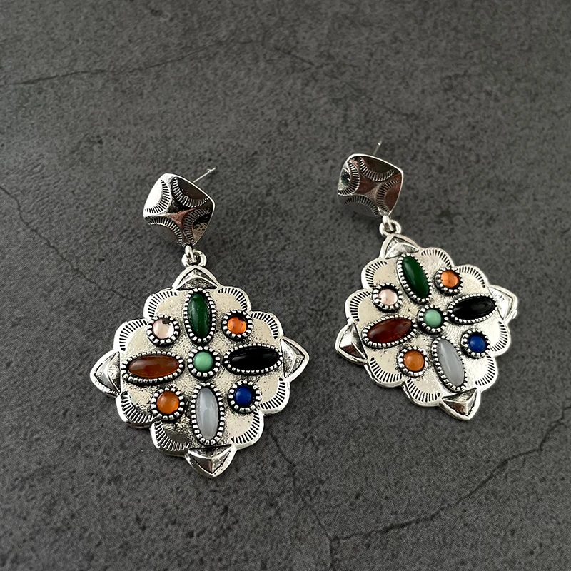 New Retro Ethnic Style Antique Silver Pattern Paired With Exotic Colorful Gemstone Earrings