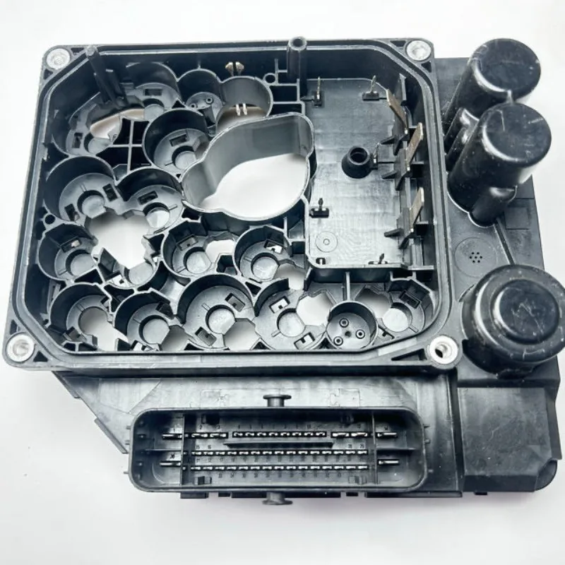 2209520-Series, Original 46 Hole, Model ABS Pump Module, Plug, Housing 2-2209520-2