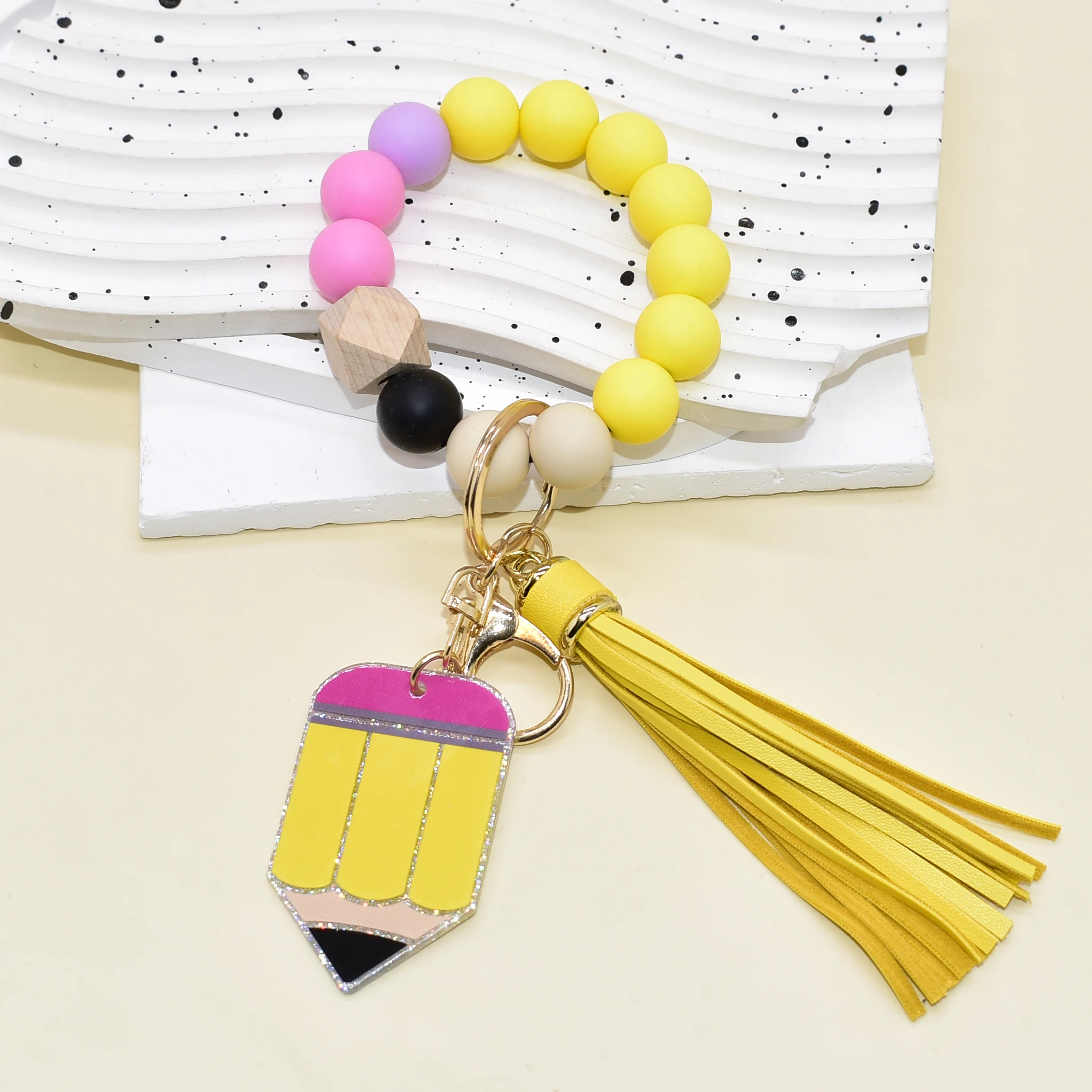 Teacher Gifts Idea S​ilicone Beads Pencil Colors Bangle Keychain Design With Big Acrylic Pencil Black Composition Charms