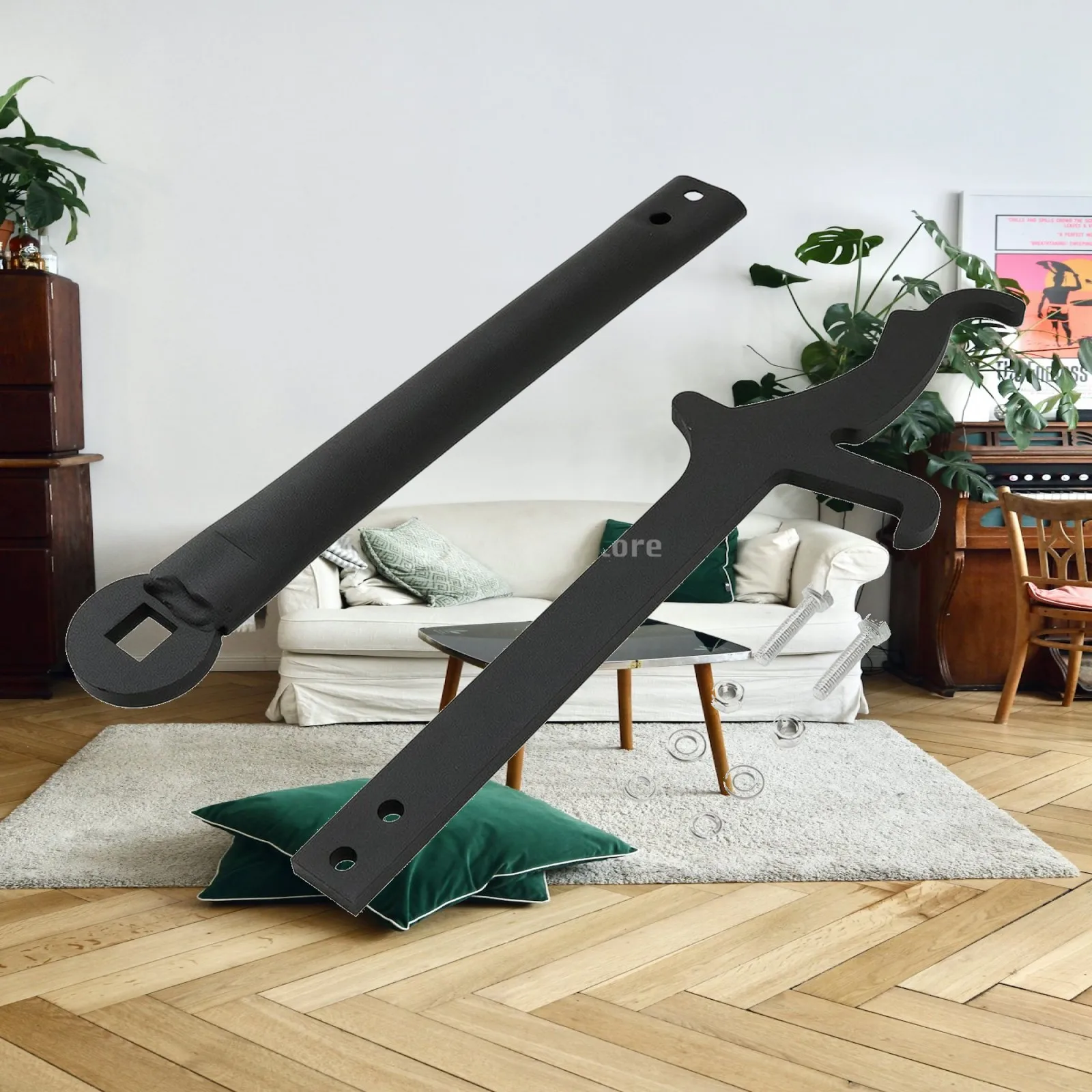 Durable Black Metal Trailer Hitch Helper Tool for Hitching and Unhitching with Leverage Grip for Car Trunk