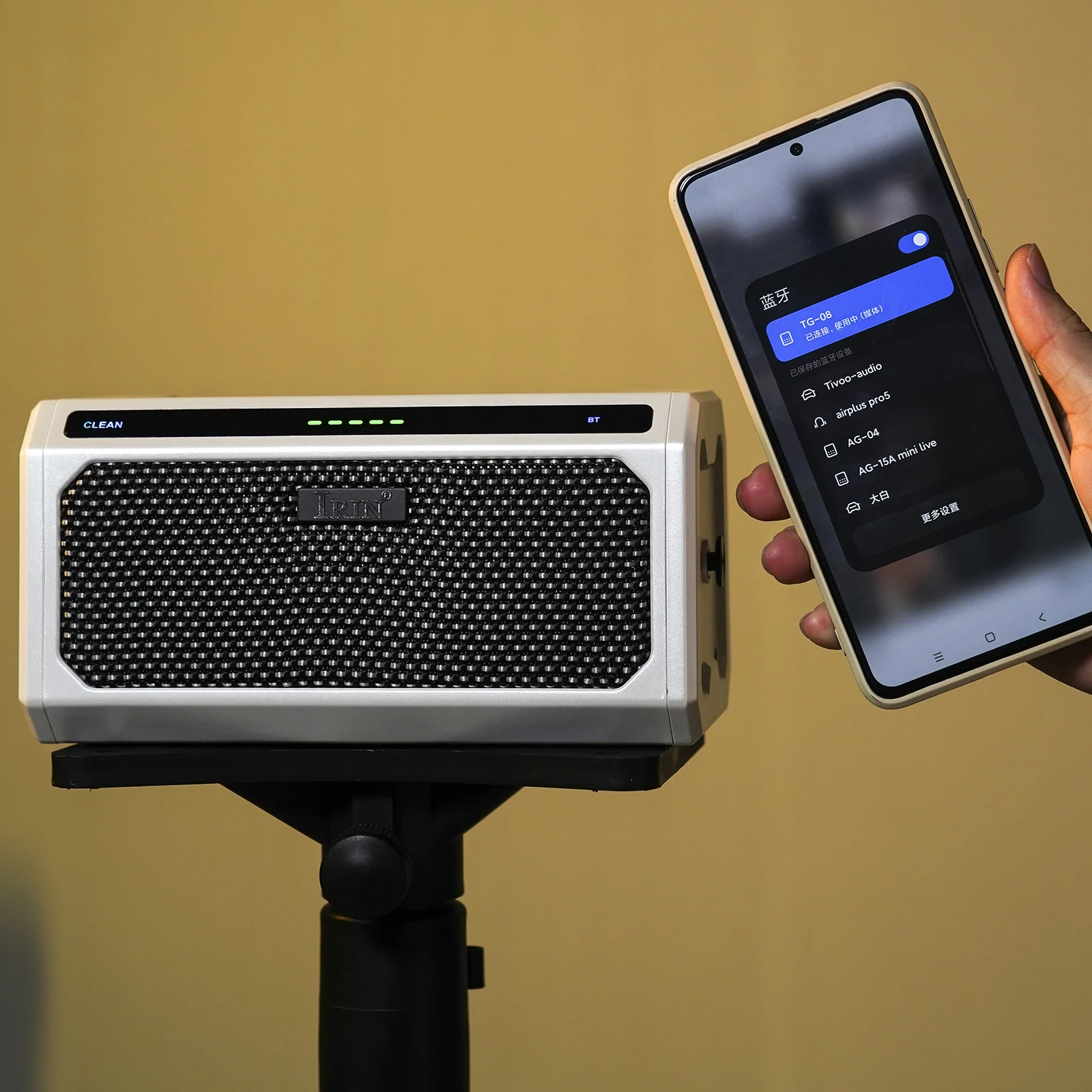 IRIN 10 W Gitaarversterker Oplaadbare AMP-luidspreker met Clean/Delay/Overdrive/Distortion/Metal/Reverb 5 uur batterijduur