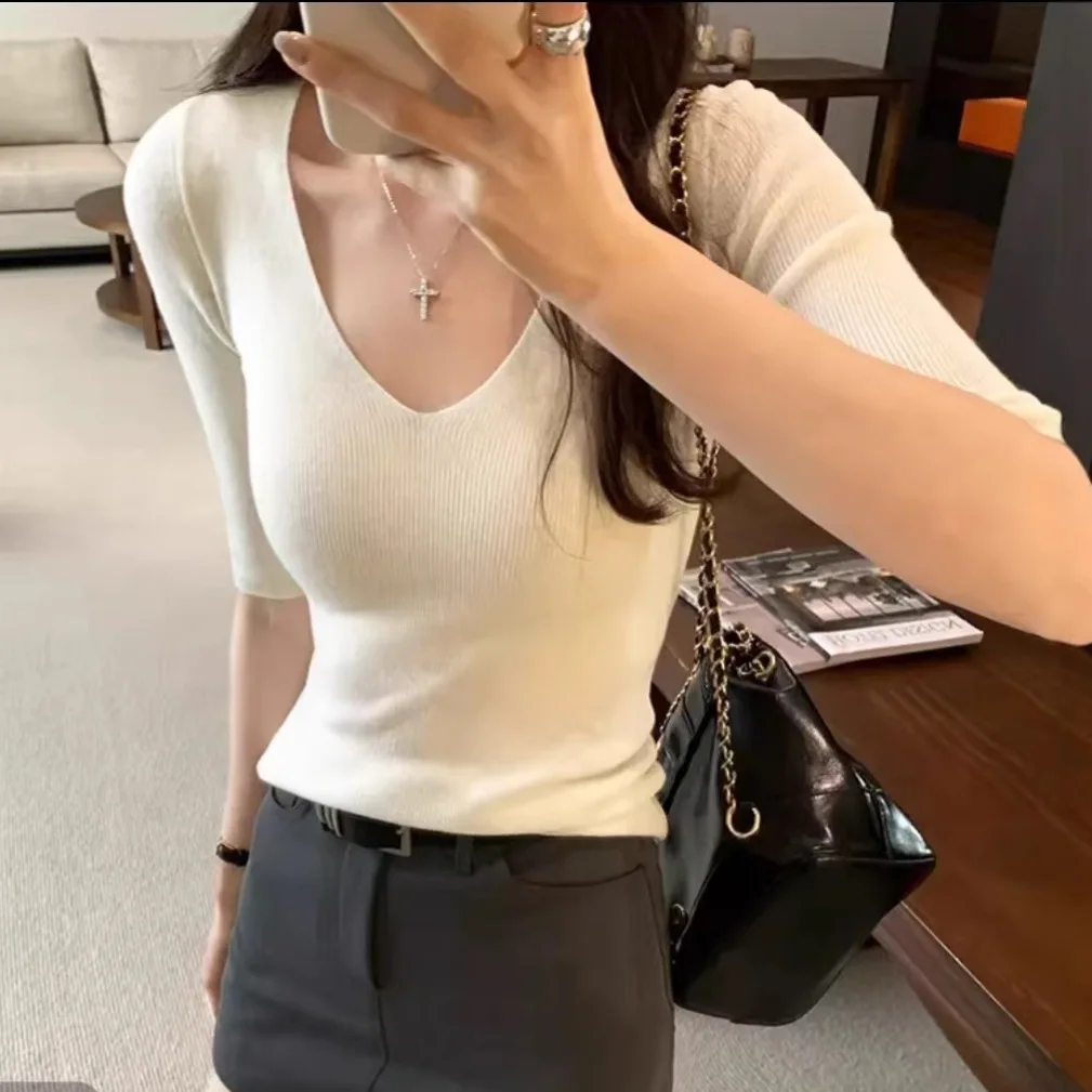 Women's base sweater sweater inside looks good and slimming V-neck slim fit mid sleeve knitted women's top pullovers sweaters