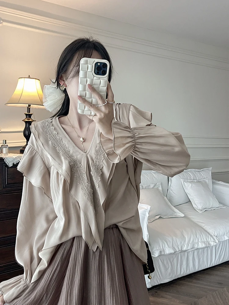 

ZSS ER Autumn New Arrival Comfortable Copper Ammonia Lace Trim Lazy Top V-ne Long Sve Straight Cut Korean Sle Blouse