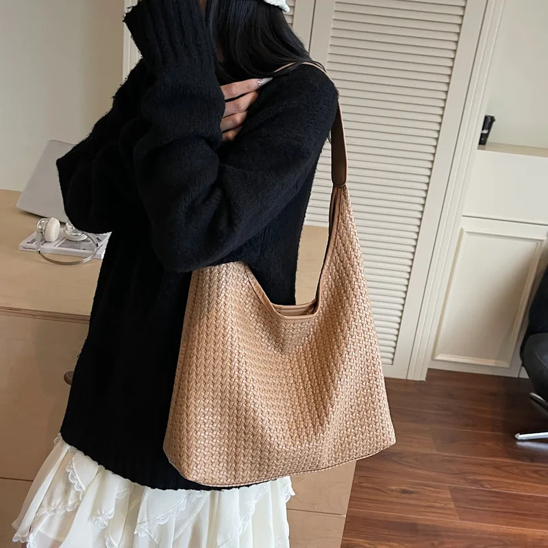 

​2025 Vintage Underarm Tote Bag - Adjustable Shoulder Commuter Purse, Boho Raffia Work Bag & Summer Minimalist Chic for Women​