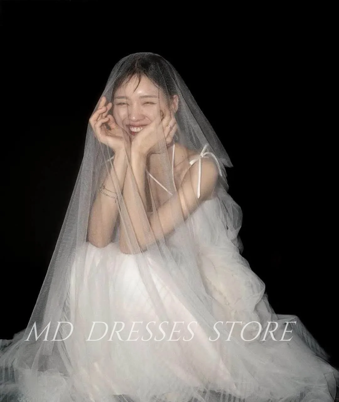 MD 2025 Simlpe Straight White Wedding Party Dresses Tiered Pleat Spaghetti Strap Korea Photo shoot Bride Gowns Customized