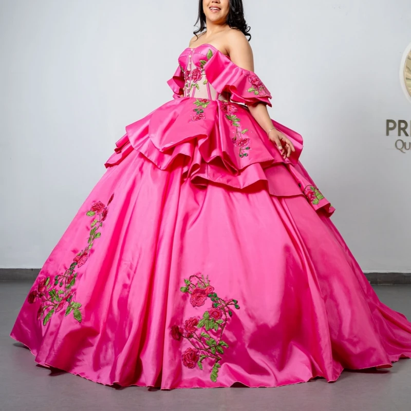 

Rose Red Ball Gown Quinceanera Dresses Off The Shoulder Applique Lace Party Birthday Sweet 16 Dress Vestidos 15 De Anos
