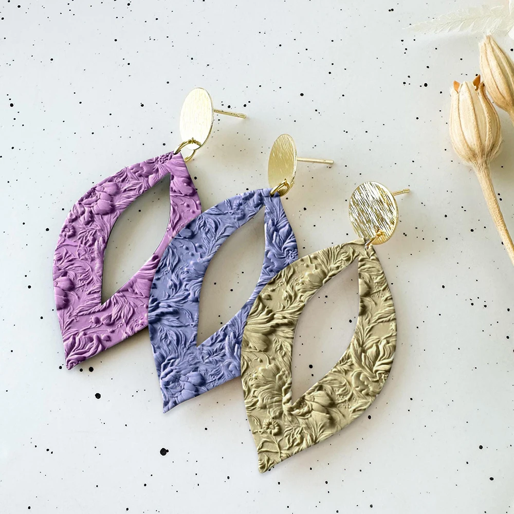 ลูกกลิ้งลายดอกไม้สไตล์วินเทจ ทำจากพลาสติกทนทาน สำหรับลายดอกไม้สไตล์วินเทจบนดินโพลิเมอร์ ใช้ทำต่างหู เครื่องประดับ งาน DIY