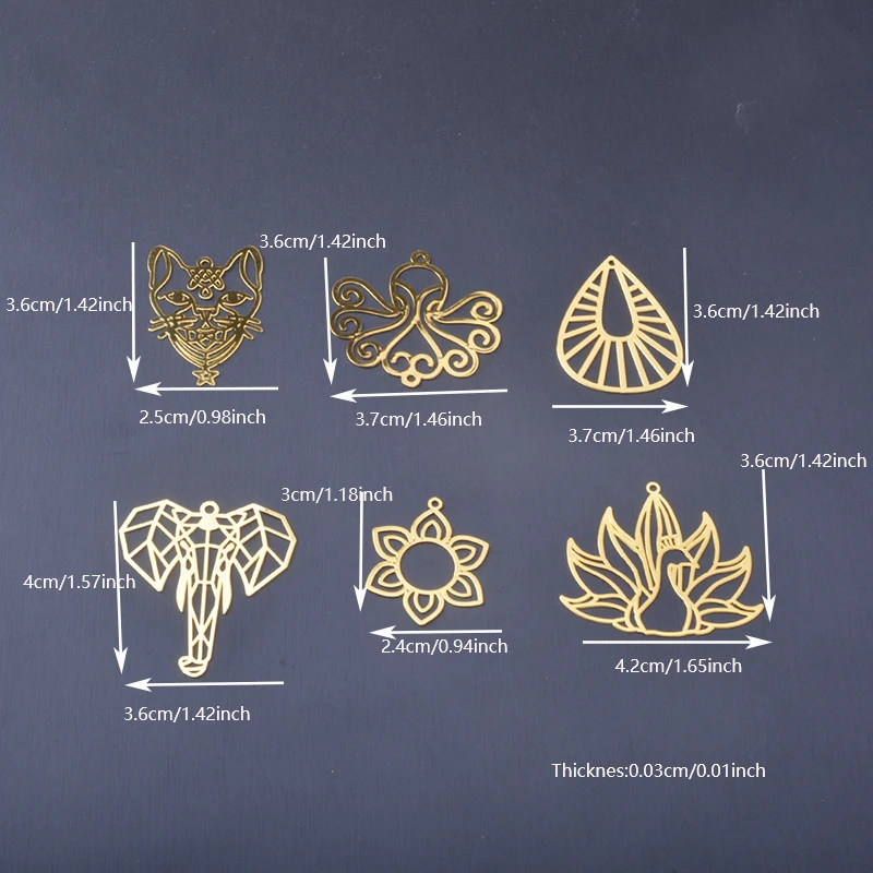 10 Stück Messing-Filigran-Anhänger, hohle goldene Elefanten-, Pfauen-, Oktopus- und Katzen-Motive, Edelstahl, DIY-Schmuckanhänger – Detail 1