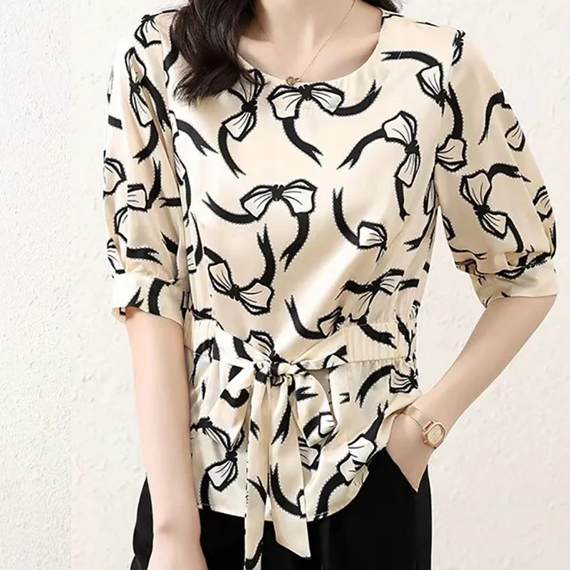 Camisa de gasa estampada de manga corta con estilo, Tops ceñidos en la cintura con temperamento informal de verano, ropa de moda para mujer
