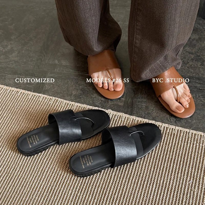 Sandalias de verano 2026 para mujer, de cuero natural, 22-25.5cm, piel de vaca y piel de oveja, con punta dividida, tipo mules, cuña baja, pantuflas de moda para mujer
