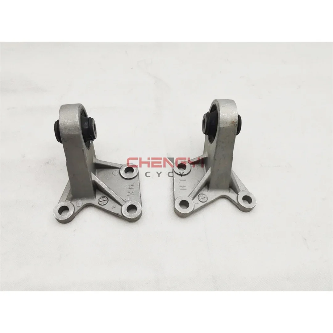 1PCS Rear Differential Bracket Bushing Fit For Outlander ASX RVR GA2W CW4W CW5W CW6W CY4W GF8W GF7W 3517A073 3517A074 MN101361