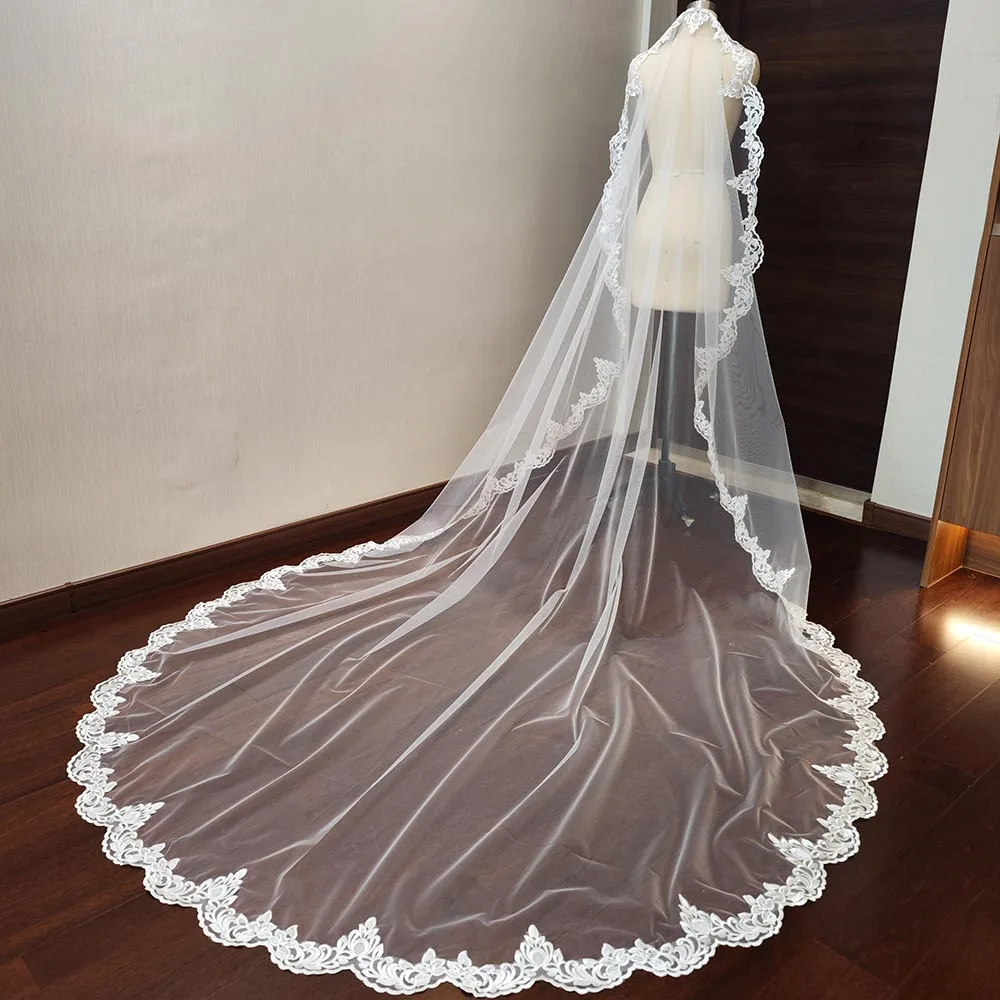 High Quality Mantilla Style Wedding Veil Vintage Lace Trim Bridal Veils 1 Layer 3M Long Head Veil with Metal Comb