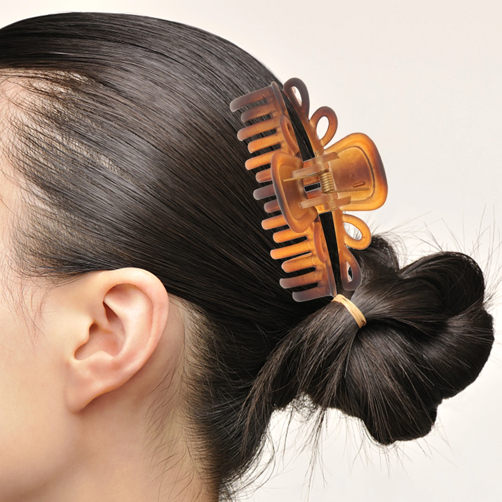 

4pcs Leopard Print Accessories Large Transparent Claw Clips Durable Plastic Ponytail Holder Perfect for Thick Thin Hair