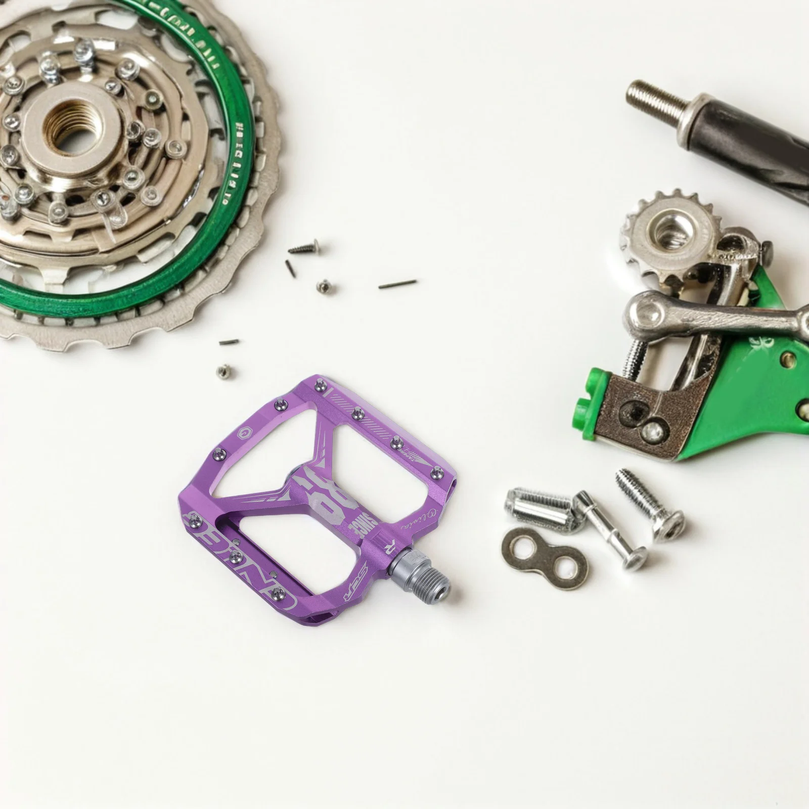 

1 Pair Universal Mountain Bike Pedals Triple Layer Sealing Rings Non-Slip Metal Platform For Road Touring Urban Cycling