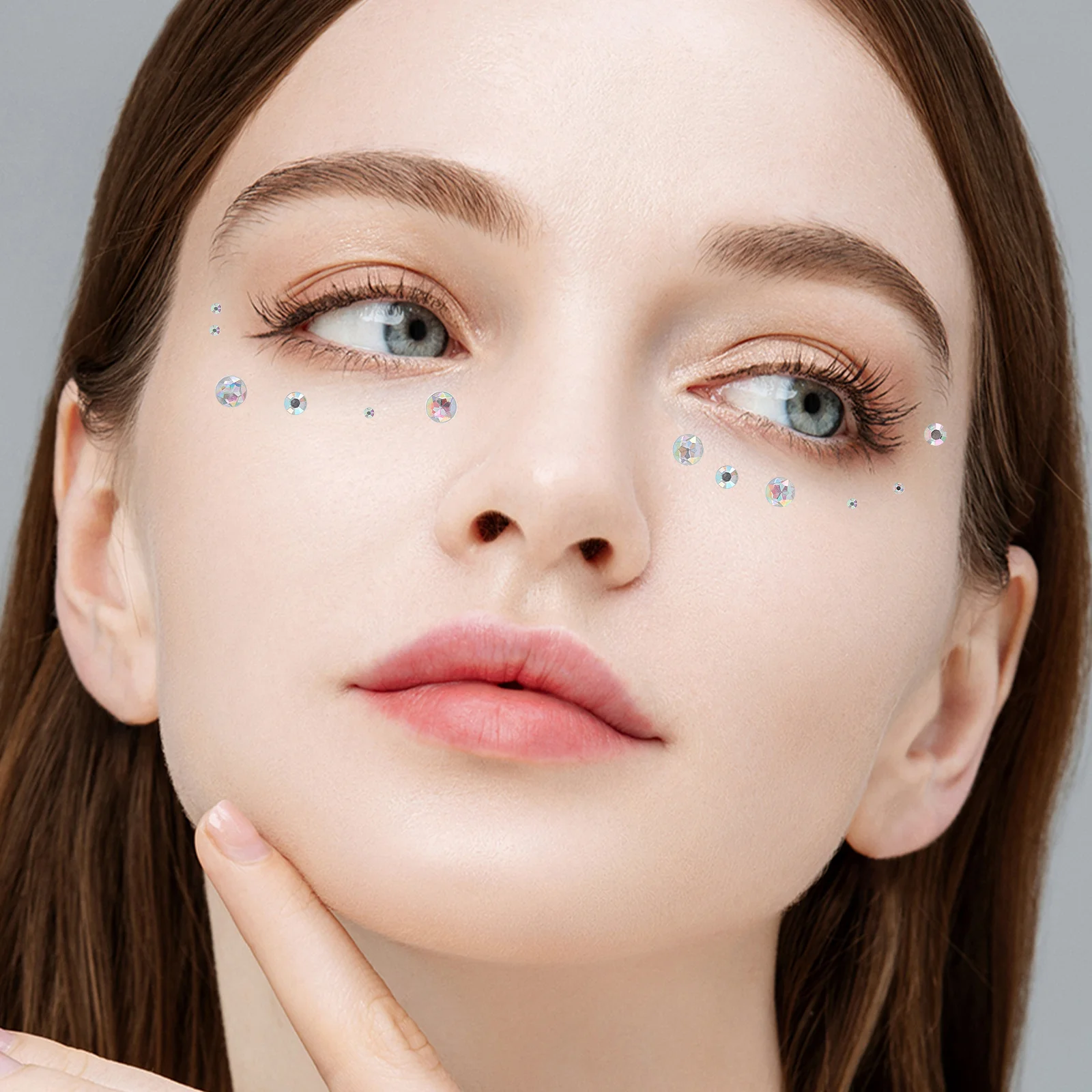 Samoprzylepne cyrkonie na twarz 10 arkuszy, ozdoby do makijażu oczu, tęczowe, błyszczące naklejki, cyrkonie AB przezroczyste na imprezy i występy sceniczne.