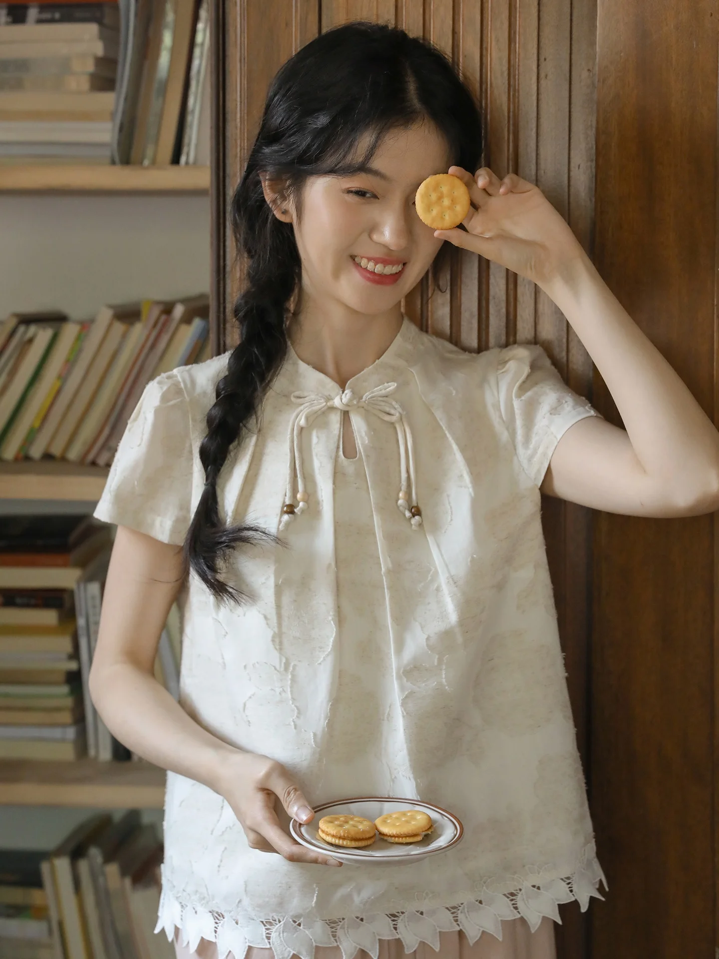 

Женская летняя винтажная свободная блузка Nesoulum из хлопка и льна на пуговицах с пэчворком в новом китайском стиле