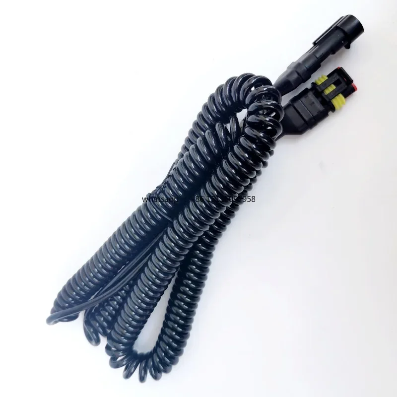 

Suitable for four-way surveillance video cable, three-hole flat head coil spring cable