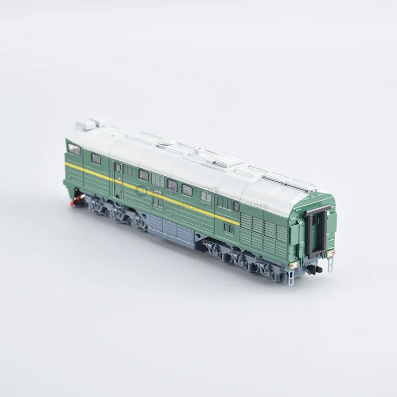 USSR 2TE116 Broad Gauge Double Diesel Locomotive 1/87 Plastic Model Original Russian Heavy Freight Trains Scale Model JLKN018