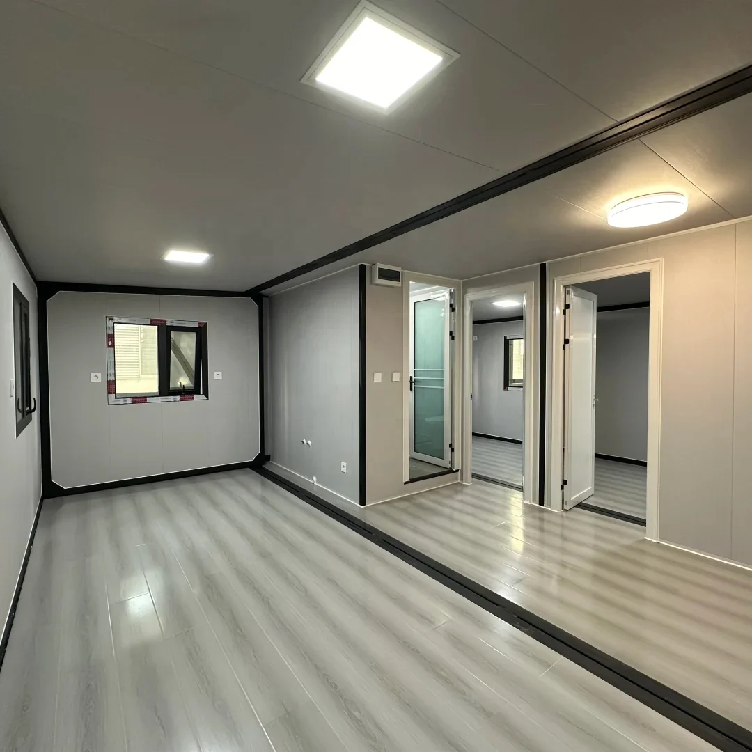 Eco Friendly Fully Furnished Prefab Expandable Container House Metal Carved Board for Outdoor Garden Buildings Modern Design