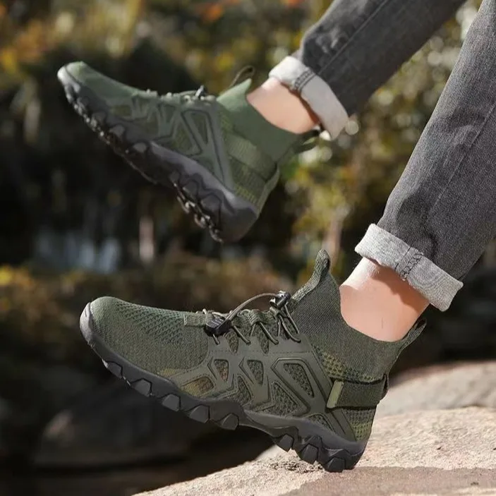 2026 Men's Spring New Fly-woven Breathable Lightweight Hiking Mesh Outdoor Hiking Sports Casual Shoes