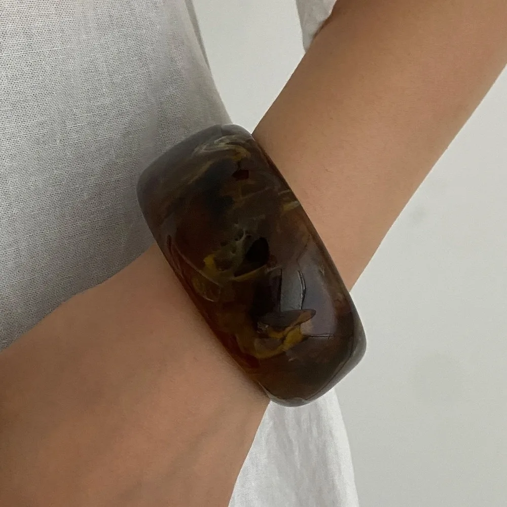 French Style Arched Stackable Bangles Gold Metal Smooth Cuff Cuff Bracelet Geometric Marbled Resin Wide Bangle Outfit