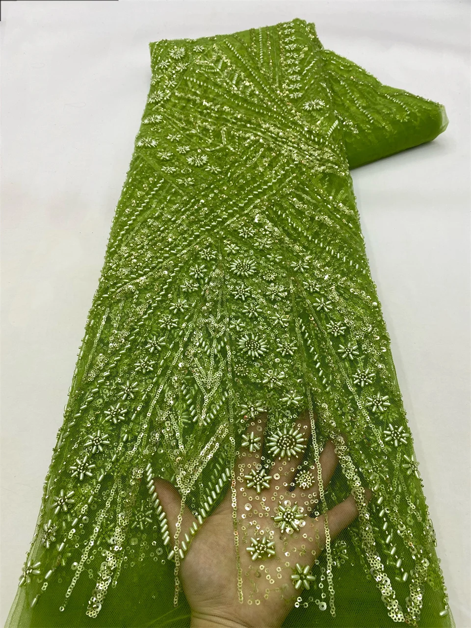 

High Quality Fashion African Sequins Tulle Embroidered Lace Fabric Beaded Sequins Lace Fabric for Nigerian Wedding Dress NXZ5964