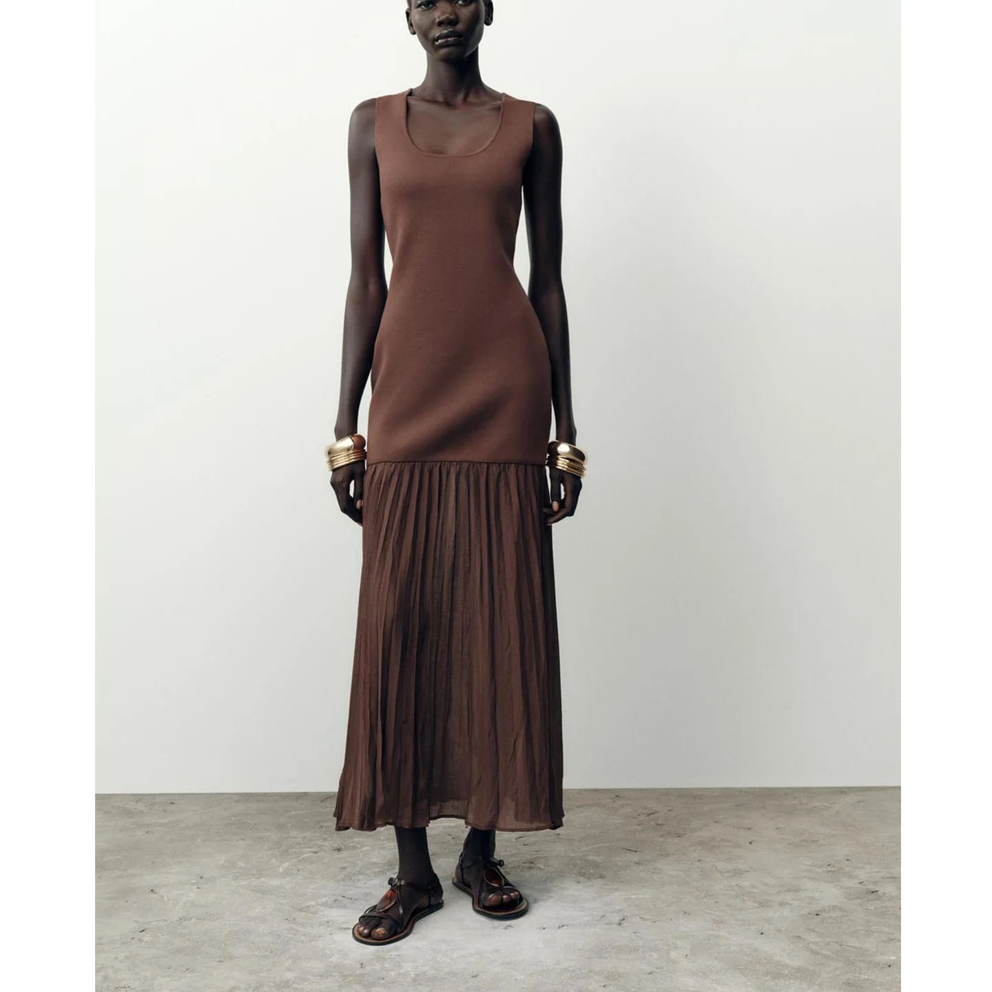 جديد خريف 2025 لون محبوك مستدير Ne Svel Dr نسخة غير رسمية من ألياف البوليستر X لمشهد الترفيه للسيدات #2