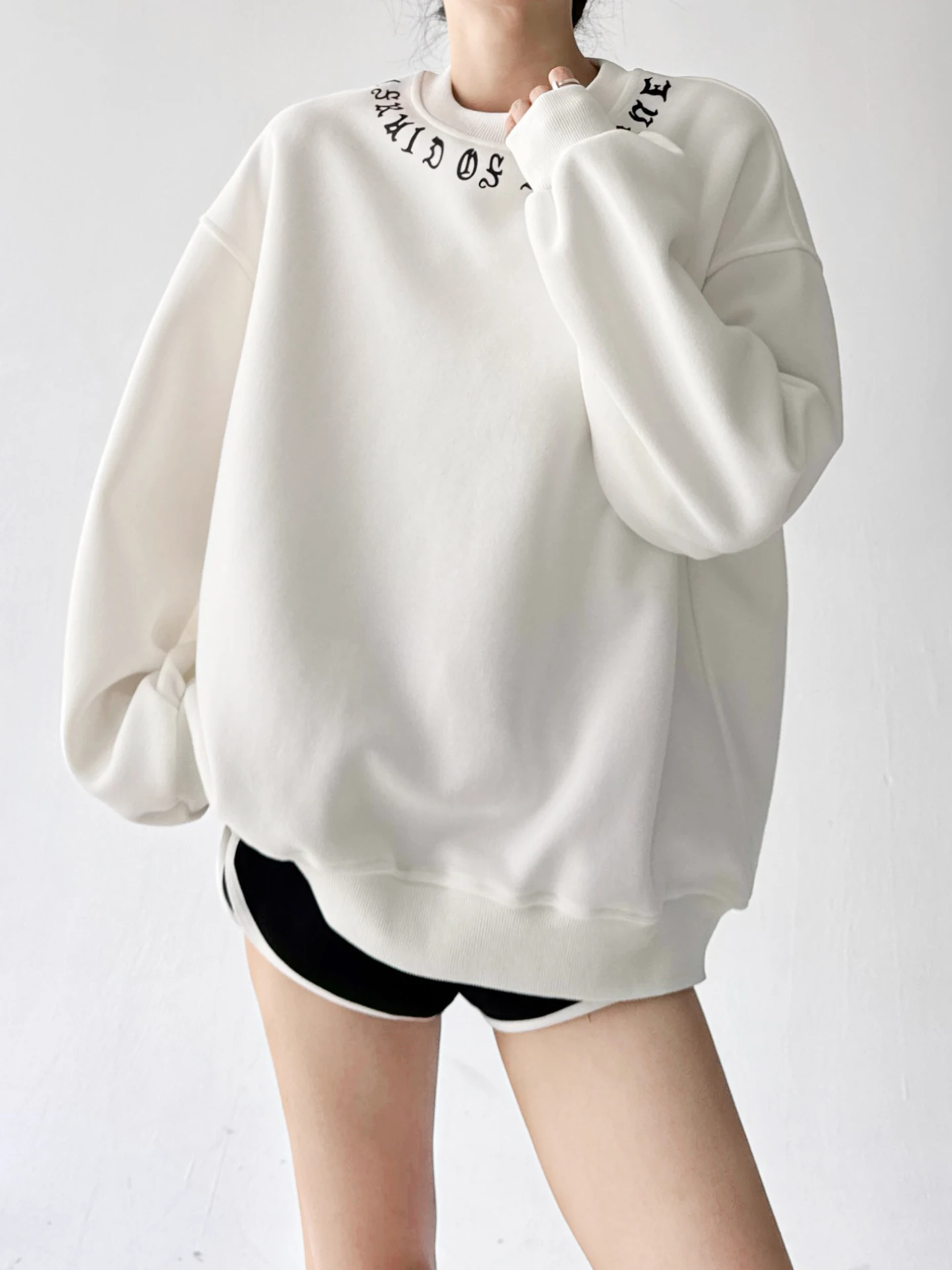 Surdimensionné Long Sve rond Ne femmes T-shirt à capuche broderie paresseux Sle haut ample pour automne hiver nouveauté