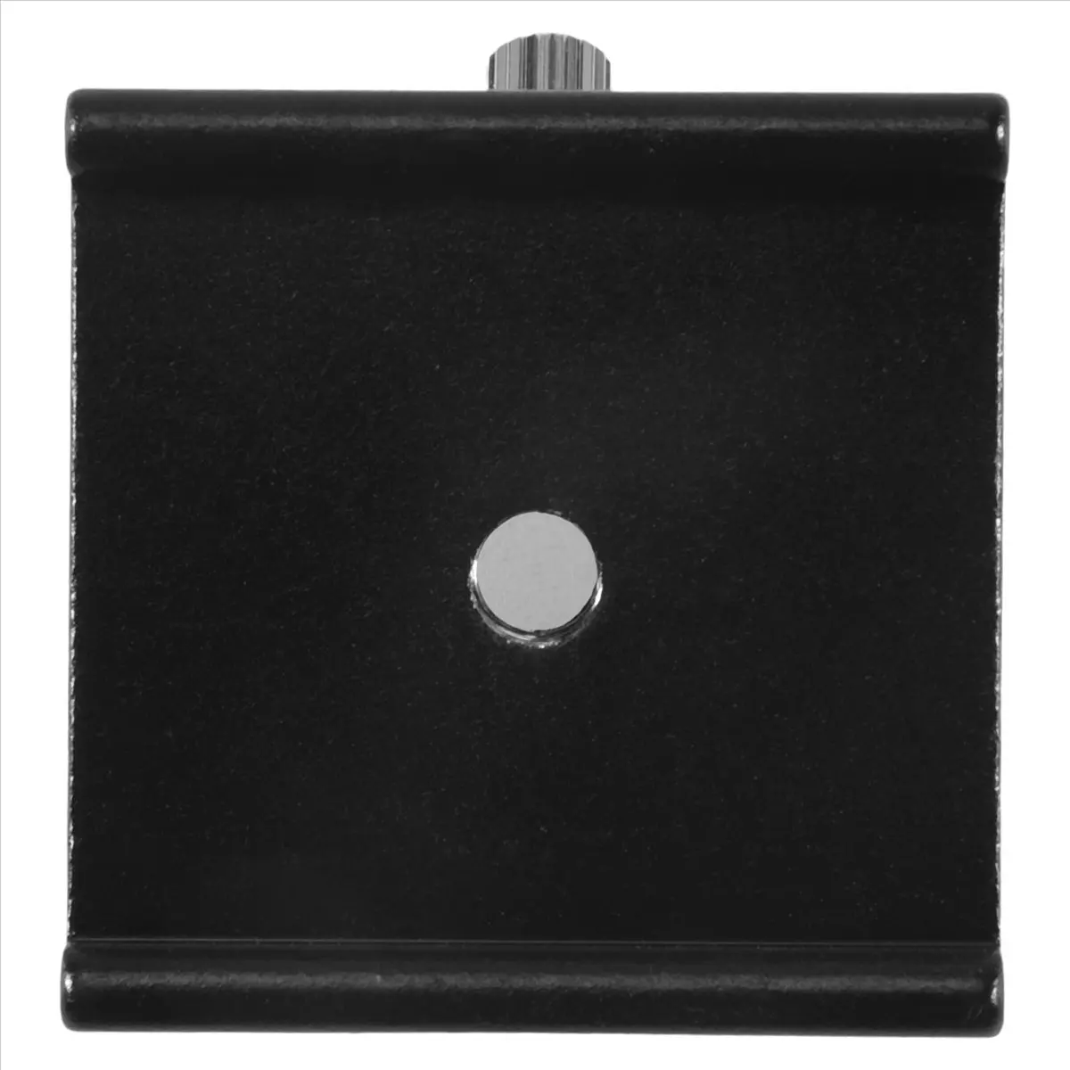 

Универсальный кронштейн AA49 с пазом типа «ласточкин хвост» и фиксирующим винтом для быстрого крепления поискового прицела/оптики к телескопу