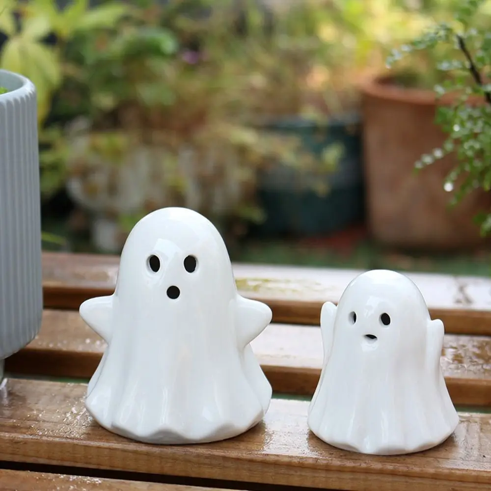 

2pcs Ceramic Halloween LED Ghost Ornaments Cute Funny Glowing Ghosts Light Cartoon Small Ghost Figurines Haunted House
