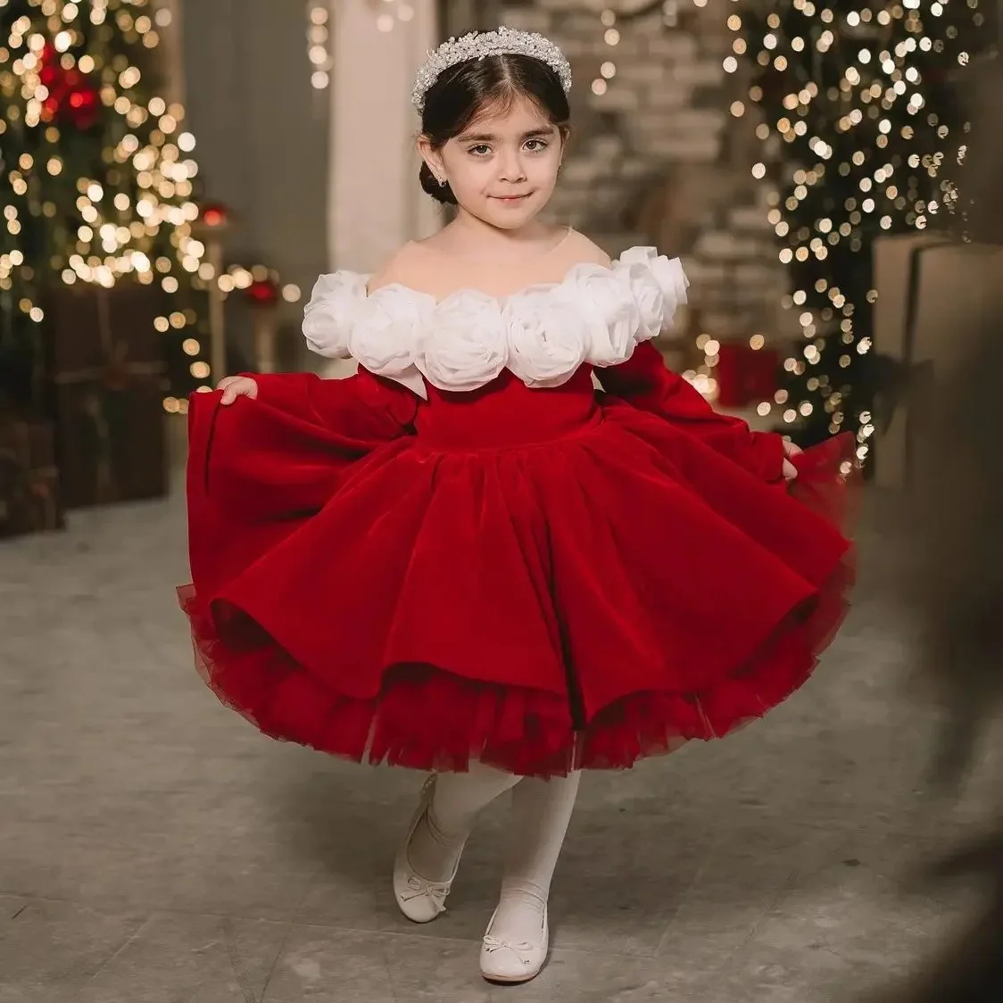 

Toddler baby girl red retro Christmas dress, one shoulder long sleeved princess dress, 0-6-year-old girl Christmas dress