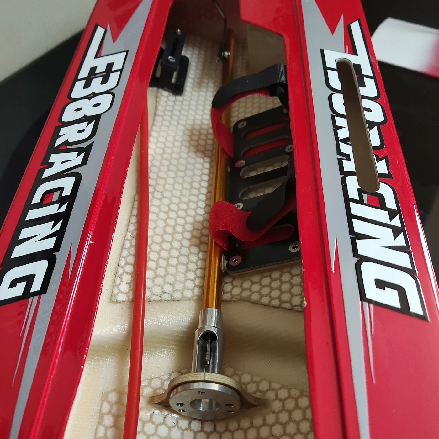 74 سنتيمتر RC قارب DTRC H620 ثور التحكم عن بعد قارب سريع مادة الألياف الزجاجية عالية القوة CNC RC قارب بدن لعبة الكبار هدية