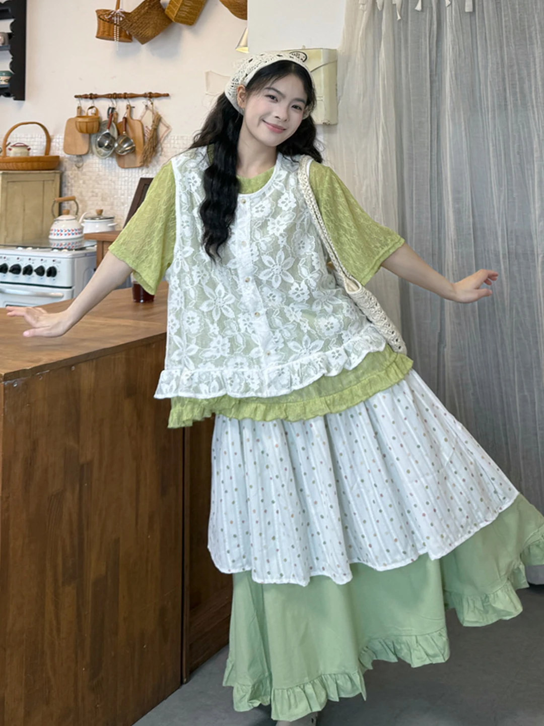 

Summer Green Lace Short Sleeve Layered Vest Loose Slimming Asymmetrical Skirt Set Women's plus Size Fashion Sweet Style